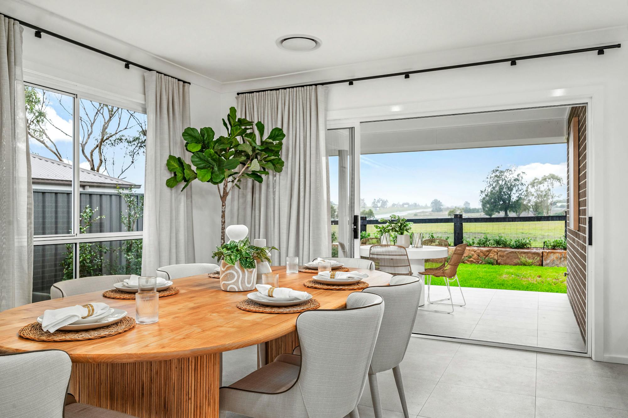 Photography Lochinvar-Display-Newport Newport220Lochinvar-16